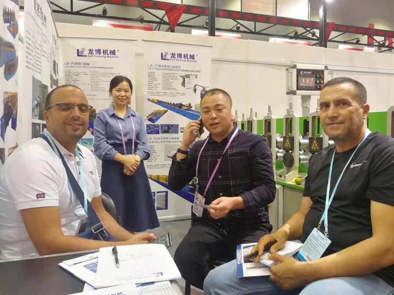چین WUXI LONGBO ROLL FORMING MACHINERY CO.,LTD. نمایه شرکت